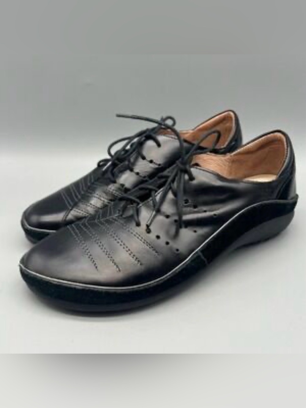 EUC $200  NAOT KUMARA SHOE Lace Up  37/ US6 Black